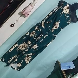 SHEIN CURVE sizes 2XL one shoulder zipper on the side